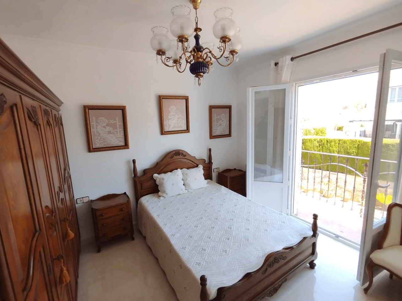 EXCLUSIEVE VILLA TE KOOP