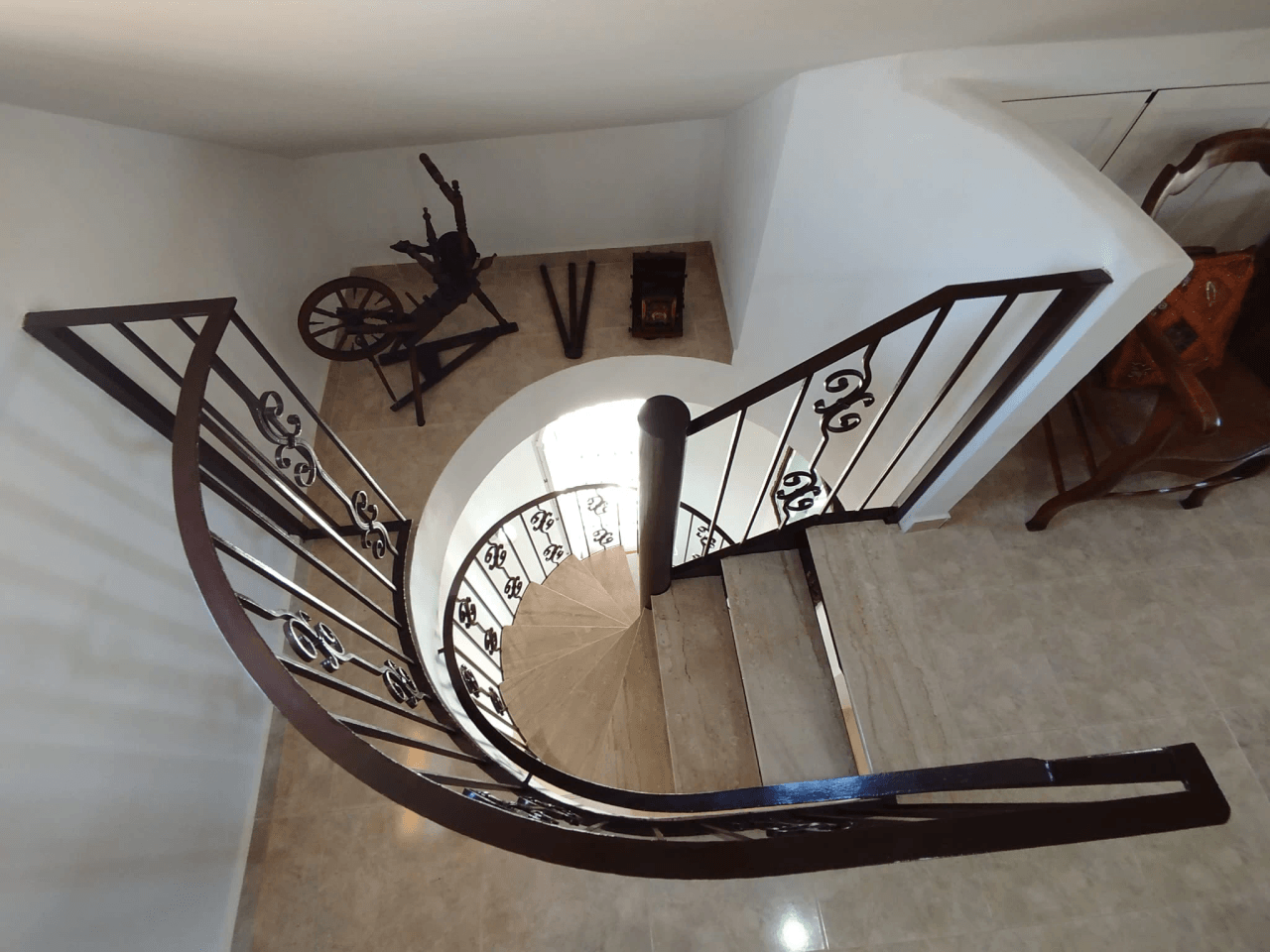 EXCLUSIEVE VILLA TE KOOP
