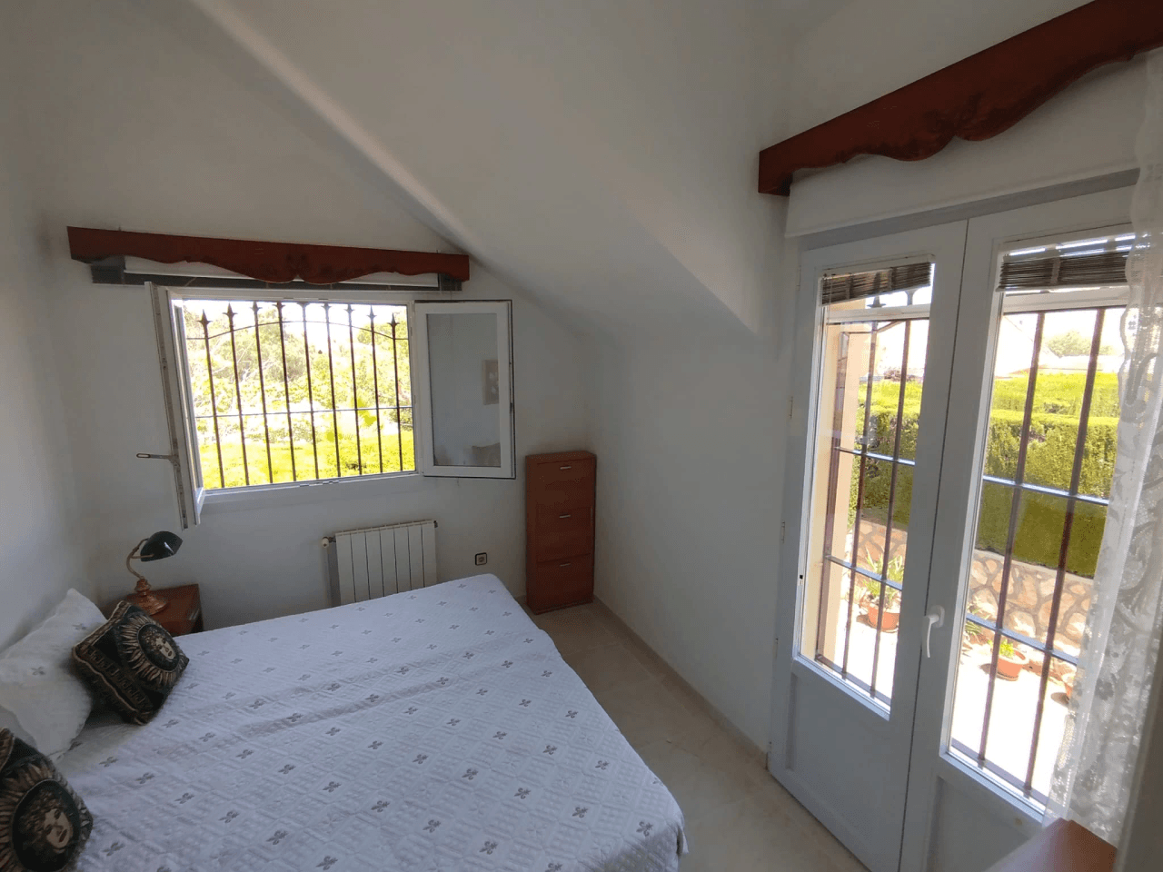 EXCLUSIEVE VILLA TE KOOP
