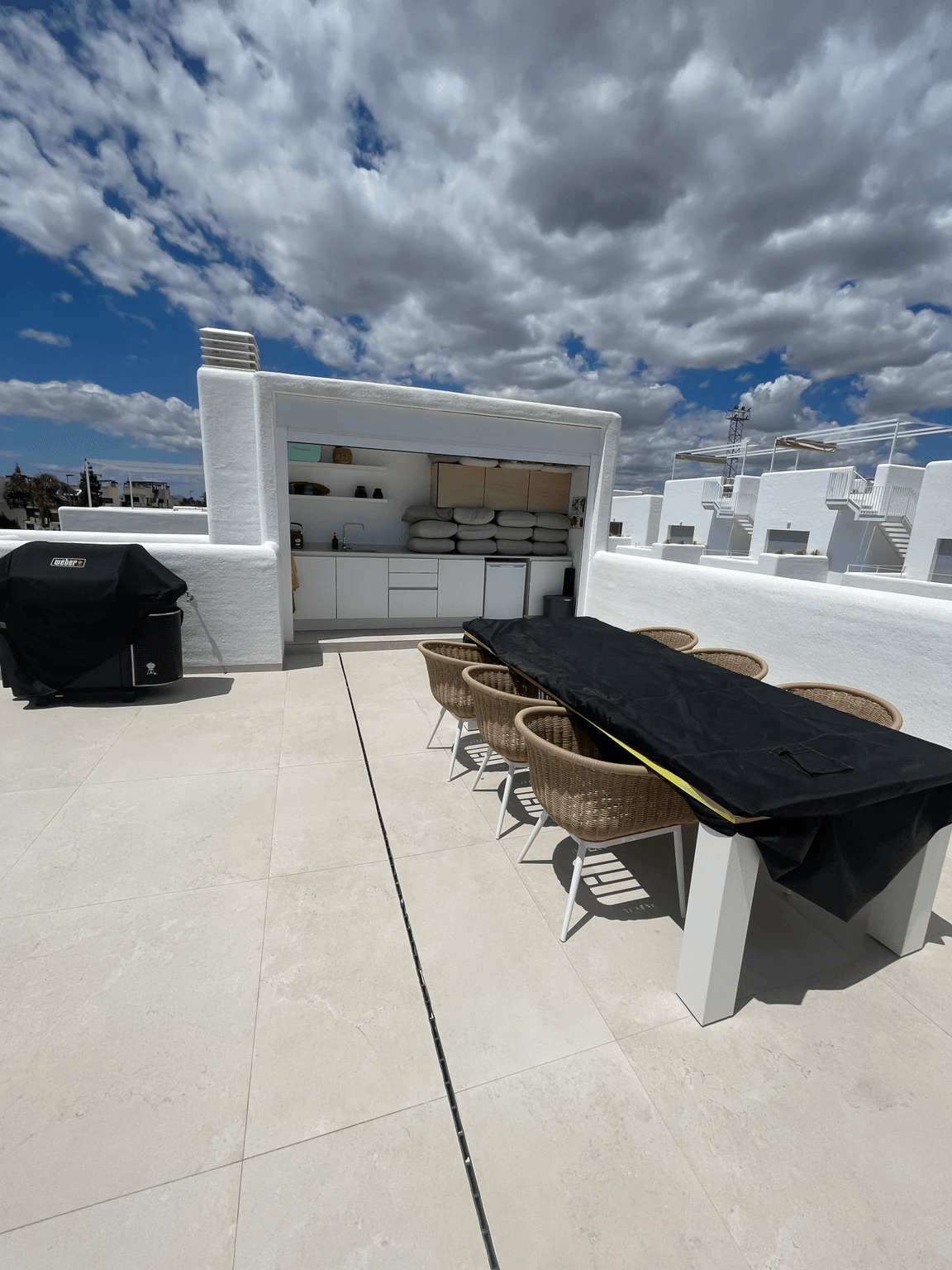 EXCLUSIEVE VILLA TE KOOP